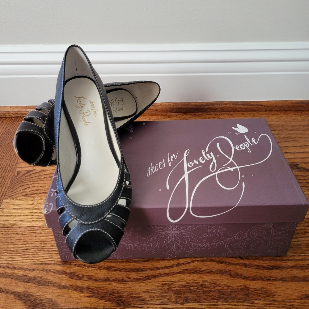 Lovely People, size 6, leather black